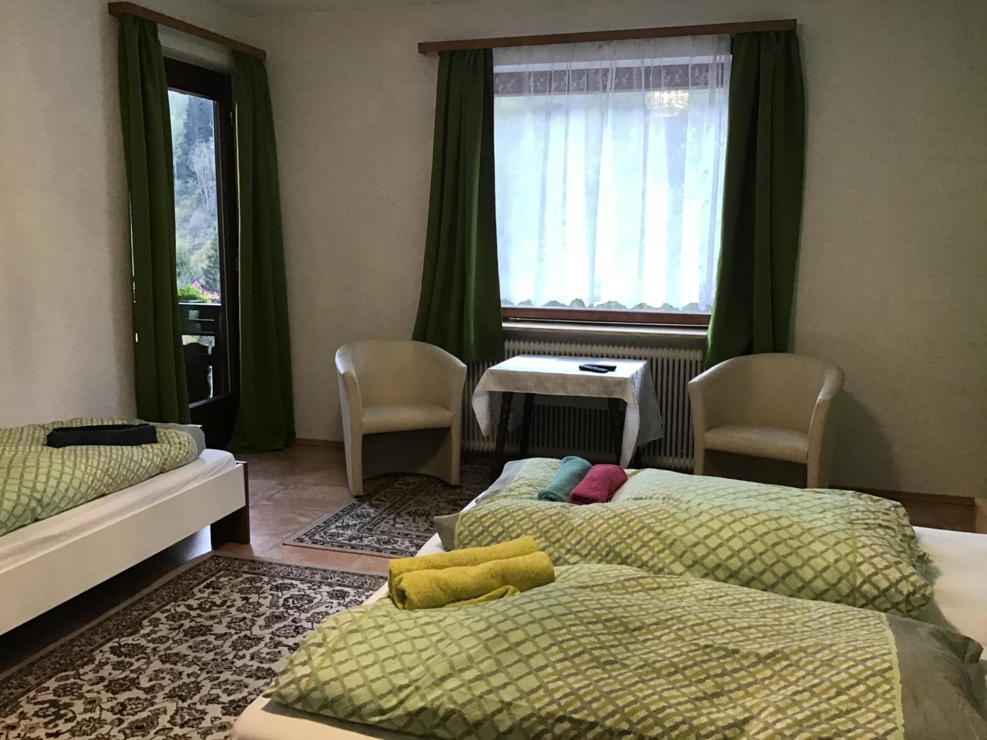 Guesthouse Mountain View Großkirchheim Eksteriør billede