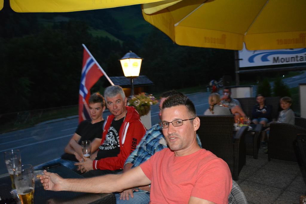 Guesthouse Mountain View Großkirchheim Eksteriør billede